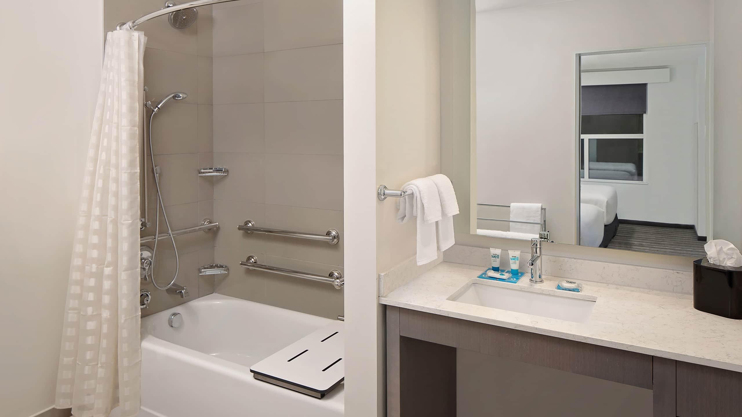 Отель Hyatt House Irvine/John Wayne Airport Экстерьер фото