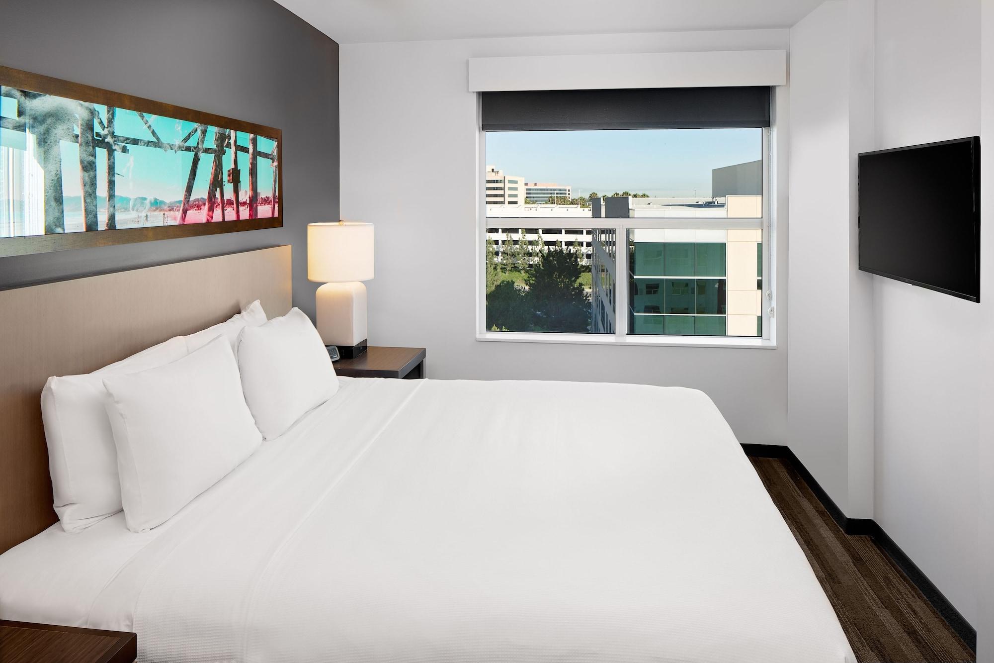 Отель Hyatt House Irvine/John Wayne Airport Экстерьер фото