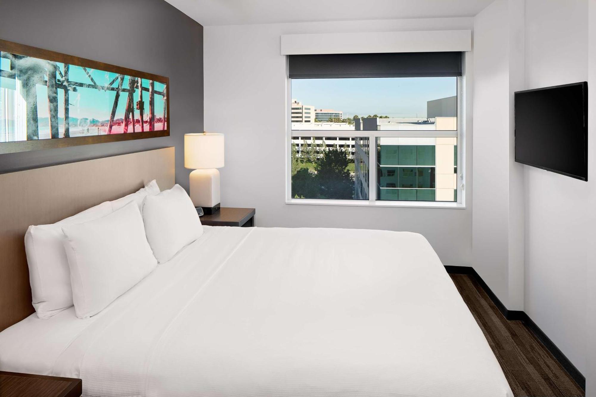 Отель Hyatt House Irvine/John Wayne Airport Экстерьер фото